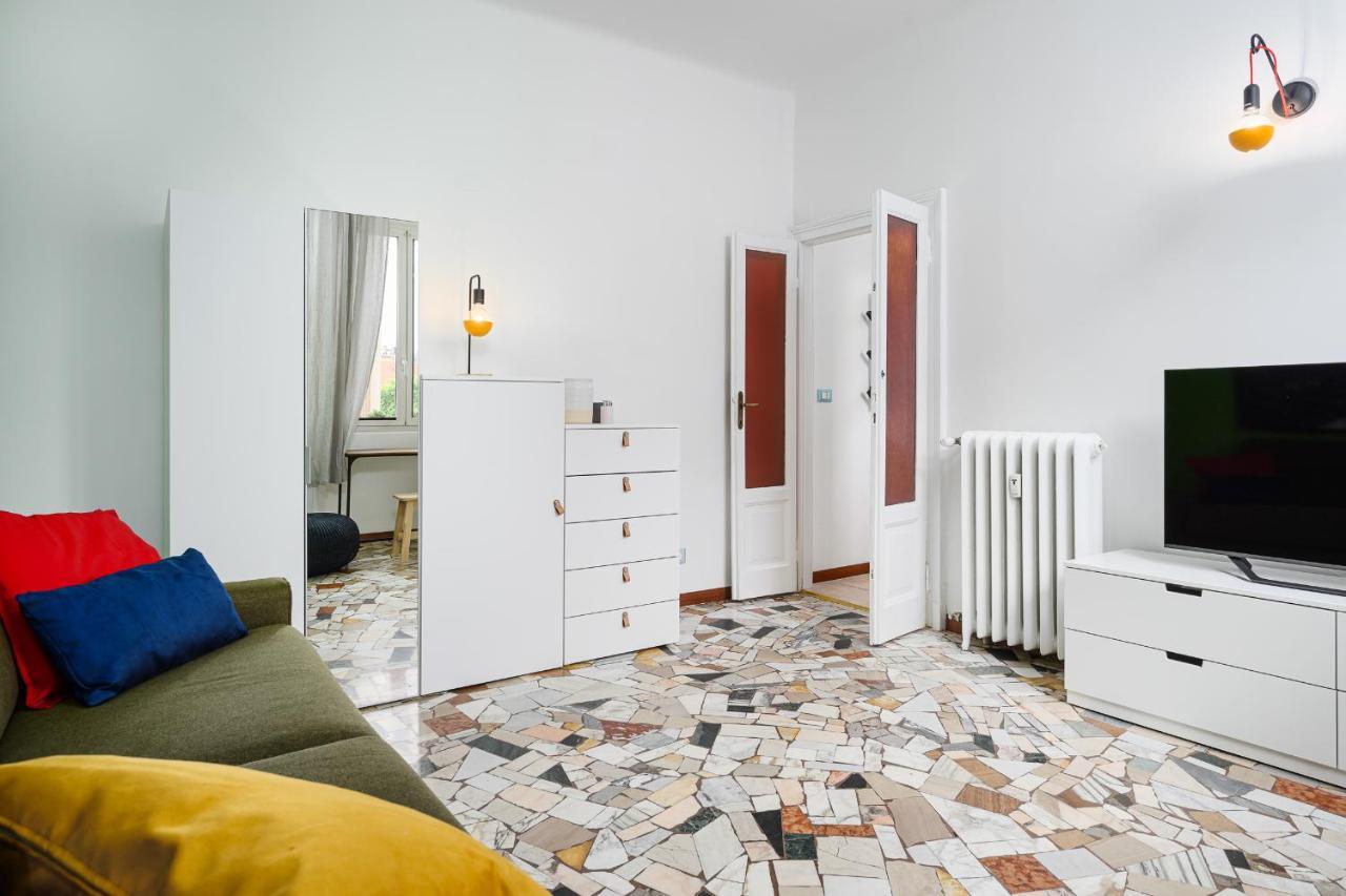 Ennio 8 - Bilocale Cool Apartamento Milão Exterior foto